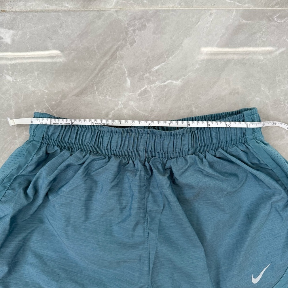Women’s Nike Dri-Fit Tempo Lined Running Shorts Workout Athletic Size Medium - Picture 14 of 16